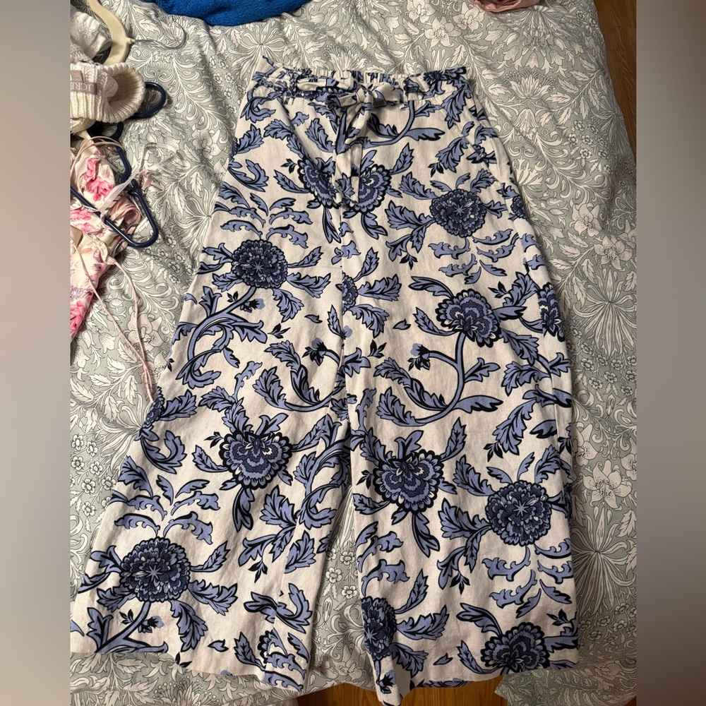 Joie Blue Floral Wide Leg Cropped Pants